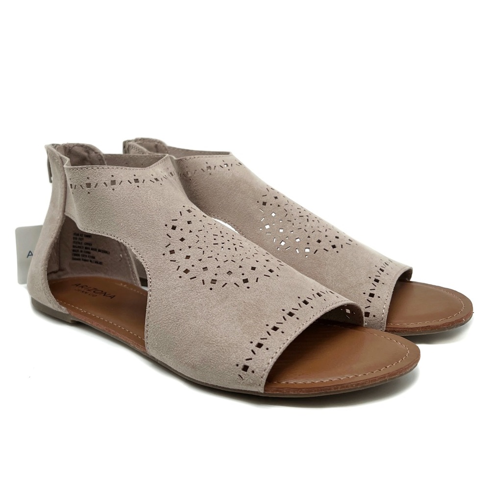 Arizona Jeans Tawny Sandal Faux Suede Cut Out Flats Taupe Size 9.5 - Picture 11 of 11